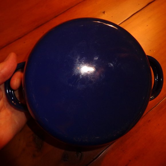 Miniature Enamel Handled Pot & Lid - Picture 6 of 8